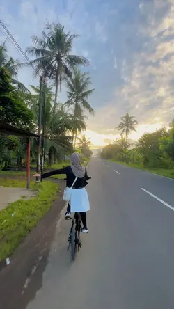 Bulan madu di awan b