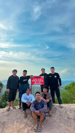 Tamplate Foto Gunung
