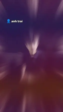 anh trai và em gái