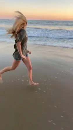 August slowmo