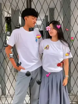 Emot love