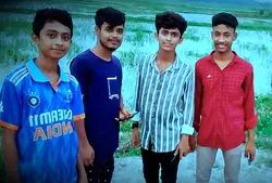  বন্ধুত্ব 