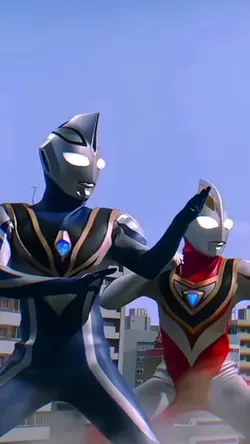 vrsi ultraman berdua