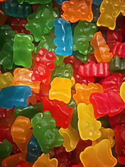GUMMY BEAR TREND