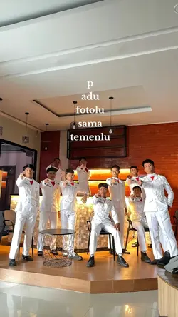 adu foto sama tmn