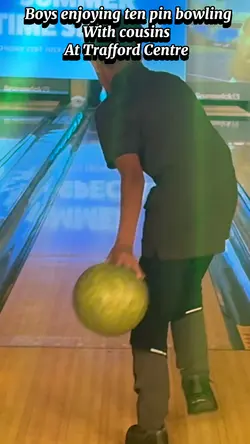 Ten pin bowling 