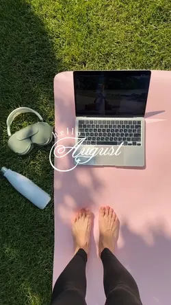 HELLO AUGUST