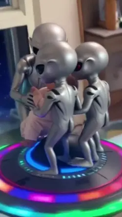 TREND ALIEN KIDNAP