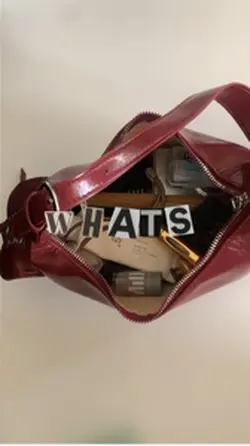 What in my bag🍒