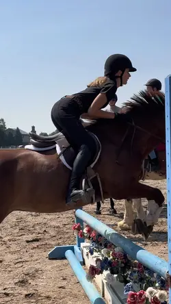 Hunter pony!!💜💜
