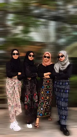 Kece Pakai Batik