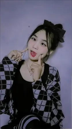 pose
