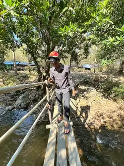 មេឃងងឹតហើយ