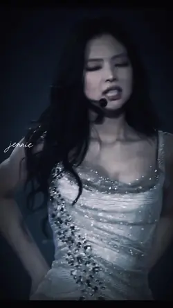 JENNIE