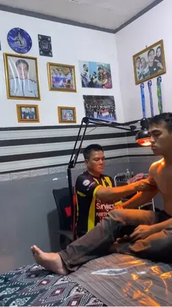 Sad anak bola