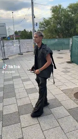 Sebi și tunsul
