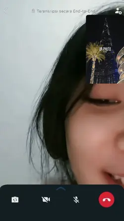 Halu video call :v