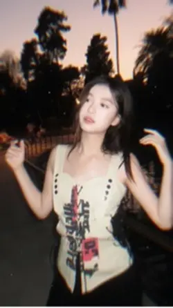 2 ảnh nhe nhàng