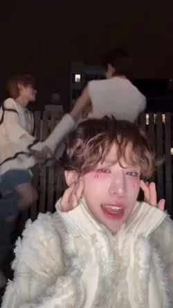 XLOV FANCAM 