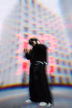 GlitchXO•V