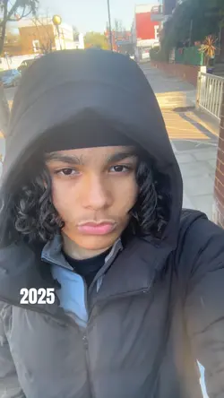 glowup.