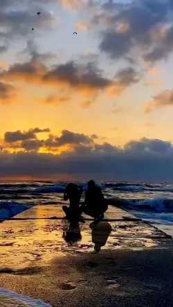 Romantic  heart  sea