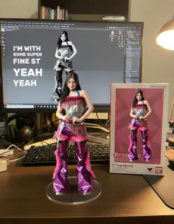 Figurine || FineShyt