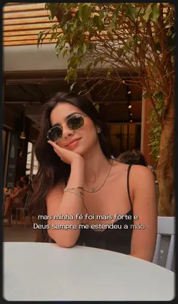 sigi agradecendo 