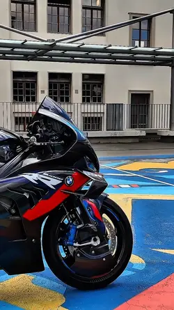 Moto edit 