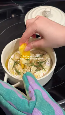 make baked brie w me