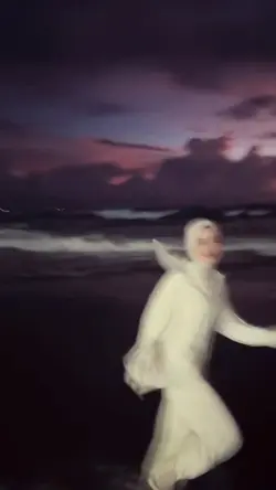 cinta memang tak