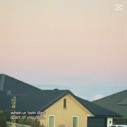 <3