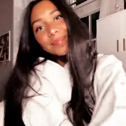 Nayvee Nelson!