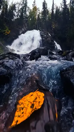 Air Terjun Mengalir