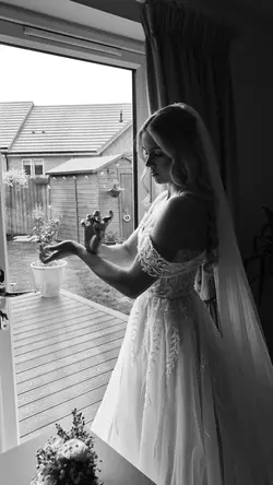 B&W Wedding Template