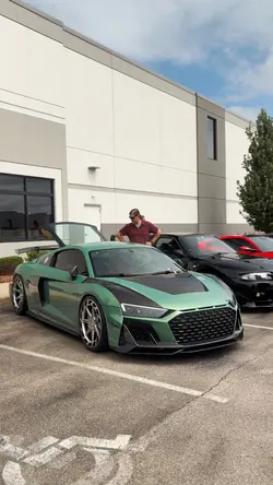 Audi R8