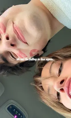 Oh oh i'm falling in