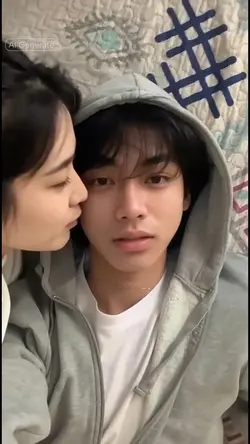 kiss girlfriend ai