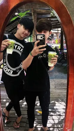 ដើខុសកុំបន្ទោស អ.ហ