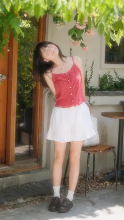 2 pics TV31003092126