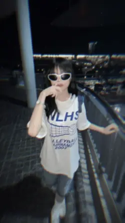 ฟีด~