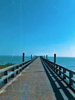 ধীরে চলো ও নদী 