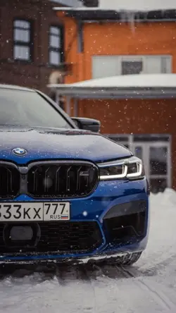 — M 3 —