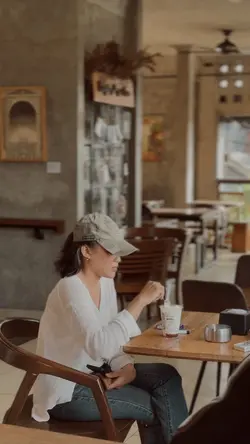 cafe minivlog