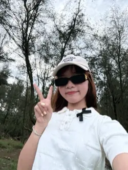 trên mạng và ngoài..