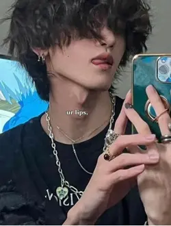 Ur lips 
