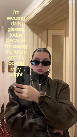 Im wearing dark glas