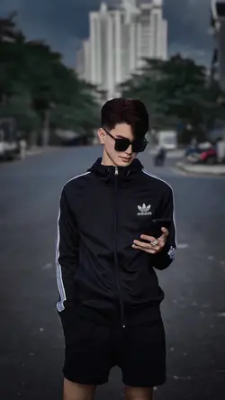 1 ảnh nhạc cuốnnn