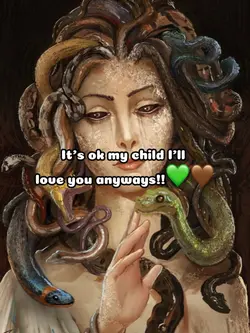 Medusa!💚🤎