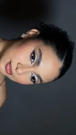 😗